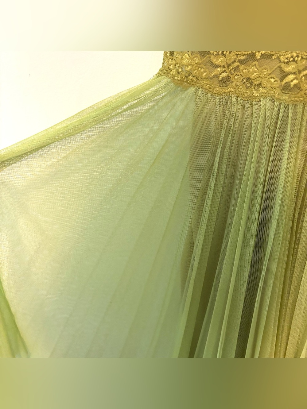 Vintage 90s Betsey Johnson chartreuse pleated tulle babydoll dress - Picture 5 of 12